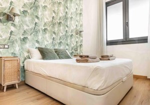 3BR apartment with parking and patio in the center by REMS