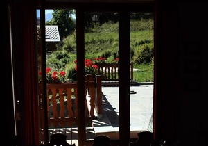 4-room 6 people 3* south-east facing