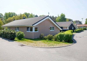 6 person holiday home in GROEMITZ