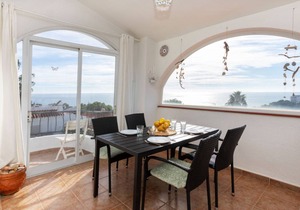 65 m² Apartment ∙ 2 bedrooms ∙ 4 guests
