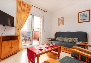 90 m² Apartment ∙ 3 bedrooms ∙ 6 guests