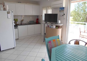 Air-Conditioned 3-Room Apartment with Terrace, Parking, Sleeps 6 - Le Grau-du-Roi