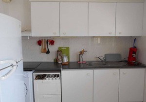Air-Conditioned 3-Room Apartment with Terrace, Parking, Sleeps 6 - Le Grau-du-Roi
