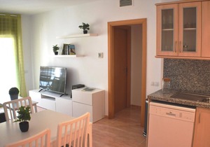 Apartament Sergi - One Bedroom Apartment, Sleeps 4