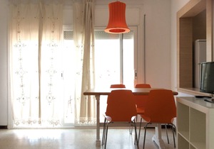 APARTAMENTOS AQUARIUM (REF 41). TERRACE 50 M2. NEXT TO THE BEACH.