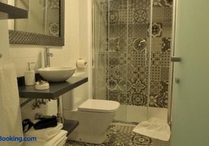 Apartamentos Suites Cariátide