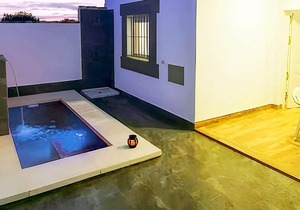 Apartment with private pool III