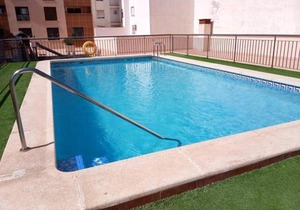 Apartment with 2 bedrooms with pool on the site