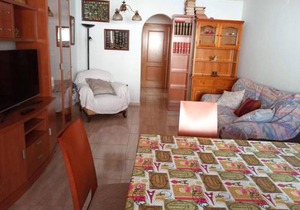 Apartment with 2 bedrooms with pool on the site