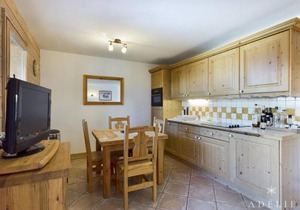 Appartement 3 pièces avec parking et WIFI à 200m des remontées - FR-1-398-638