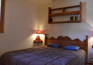 Appartement 3 pièces, piscine, skis aux pieds, centre de Méribel - FR-1-180-136