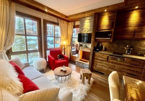 Arc 1950, luxury chalet atmosphere 2/4 people, 5 * ski-in ski-out residence with SPA
