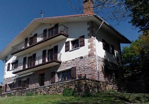 Autxikoborda rural apartment for 6 people
