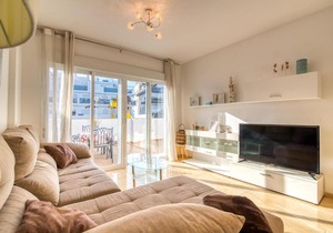 Awesome Apartment In Santa Pola With 3 Bedrooms, Wifi And Outdoor Swimming Pool