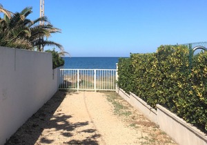 Bajo con jardín A2 - Three Bedroom Apartment, Sleeps 6