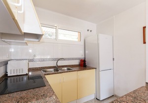 Beachfront apartment for families with pool · UHC ARCO DEL SOL 210