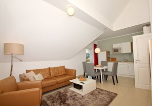 Beachfront apartment with balcony, use of swimming pool and sauna - Rex Rugia apartment 14-8 -