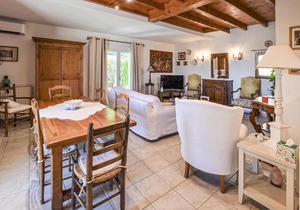 Beautiful home in Les Angles with WiFi and 3 Bedrooms