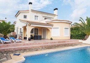 Belvilla by OYO Villa in Gata de Gorgos