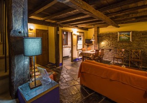 Casa Rural del Corral y Apartamentos for 4 people