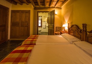 Casa Rural del Corral y Apartamentos for 10 people