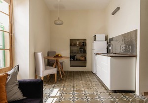 * Charming apartment located in the historic center *