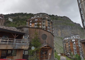 Charming Studio in Avoriaz Village des Ruches - Sleeps 4, 21m², Prime Location!