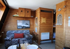 Charming Studio in Avoriaz Village des Ruches - Sleeps 4, 21m², Prime Location!