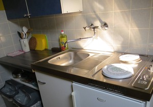 cheap apartment with good connections