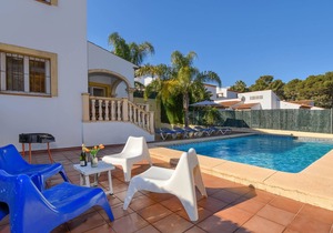 Classic and nice holiday home with private pool in Javea, Costa Blanca, Spain for 6 persons