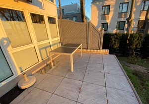 Cozy vacation apartment right on the marina, sunset included!