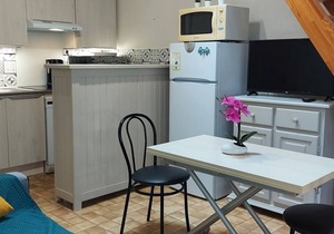 Duplex air-conditioned 3* 6 pers, 400m sea, swimming pool, bikes, parking, wifi, outside