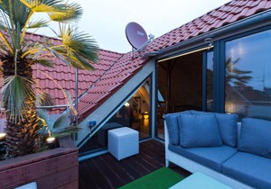 English Romance Penthouse