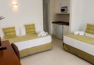 Family Apartment - Hesperia Bristol Playa