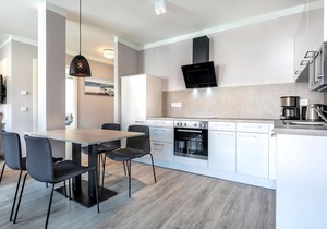 Family-friendly and stylish vacation apartment with a view of Godewindpark -