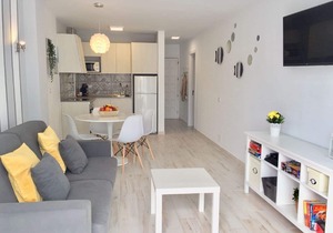 Fantastic Ocean Park, Wifi and Parking FREE ! Communal swimming pool.
