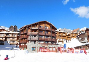 Wifi, ski-in/ski-out & foot of the slopes, fitness, balcony, fireplace or stove, tv, ski locker