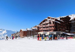 Wifi, ski-in/ski-out & foot of the slopes, fitness, balcony, fireplace or stove, tv, ski locker