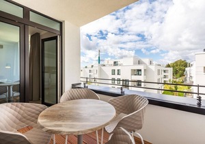 Geschmackvolles, Barrierearmes Apartment mit Loggia in Sonniger Süd-west-lage - Godewindpark
