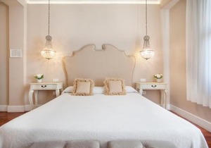 Hi Valencia Boutique