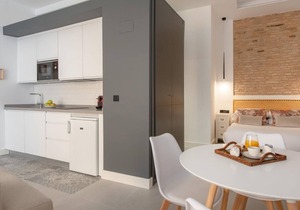 Hommyhome Conteros 102