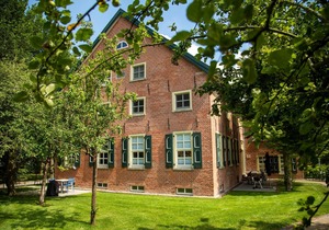 "Idyllic vacation apartment at Gulfhof Boomgaarden: Pure relaxation and nature!"