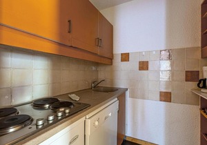 LAUZES G - Appartement LAUZES 45 pour 5 Personnes 83