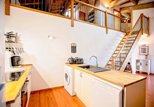 Lavande - Luxury accommodation with heated pool & A/C in former vigneron estate