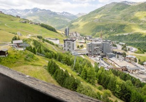 LES MENUIRES Studio-4 pers. slopes at 10m-Wifi TV-Balcony-FINAL CLEANING INCLUDED