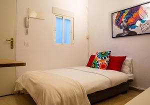 Lovely 1Bed Apt in Madrid