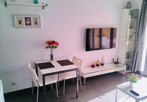 Lovely apartment, great location!