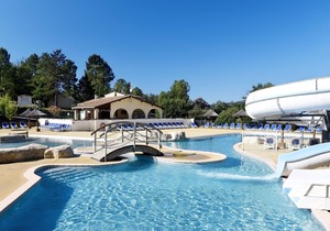 Maisonnette Avec Accès 2 Piscines