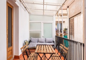 Modern 4 bedroom for 10 guests by Paseo de Gracia