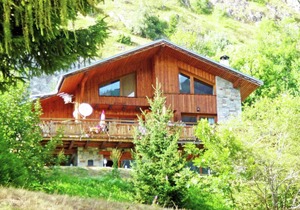 Modern Chalet in Champagny-en-Vanoise near Ski Area